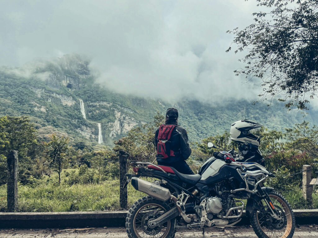 guide to motorcycle riding weather in Colombia
